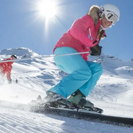 Holiday Reinie Blanche 18