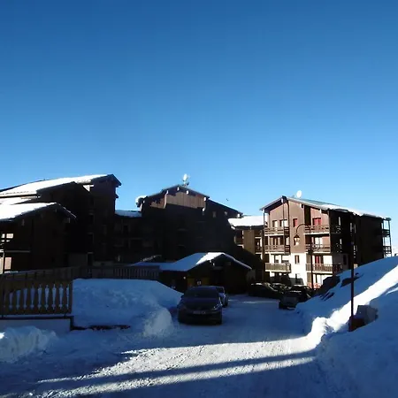 Holiday Reinie Blanche 18 *